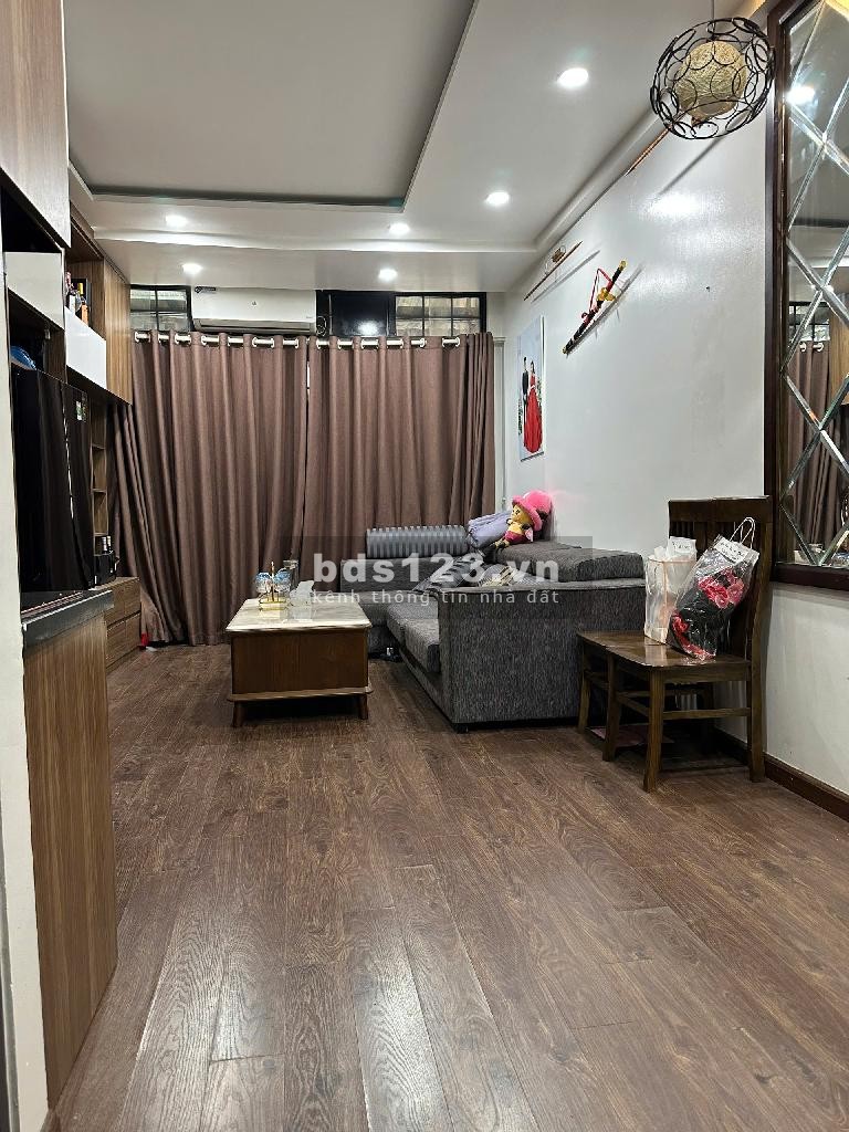 Bán nhà phố tôn đức thắng, gần văn miếu quốc tử giám