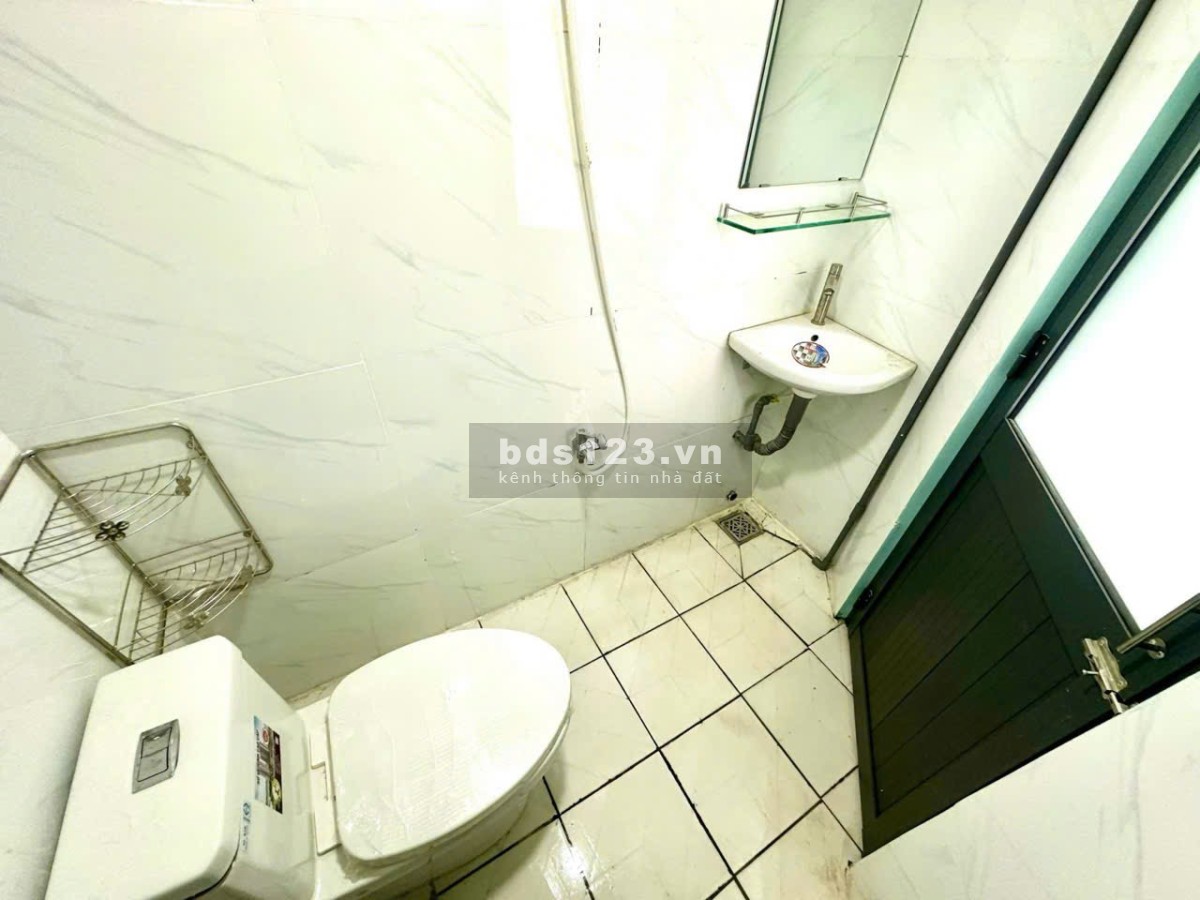 CHDV VIP, binh dan, giá rẻ, 2tr5 - 3tr, full nội thất, view đẹp, cọc 2tr, 24/24, thang máy