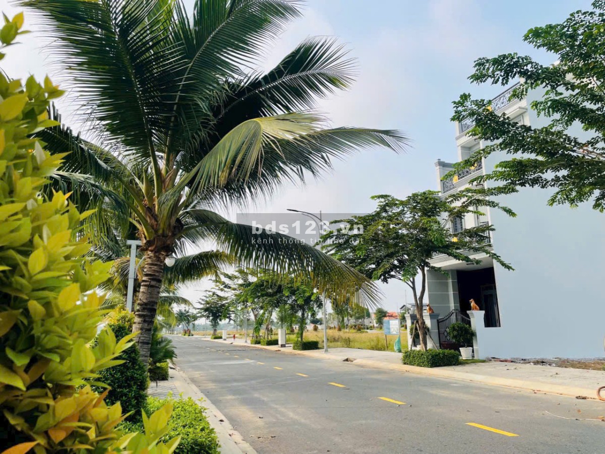 King Hill Residences, Bến Lức, Long An cạnh dự án Eco Retreat cho khách hàng đầu tư.