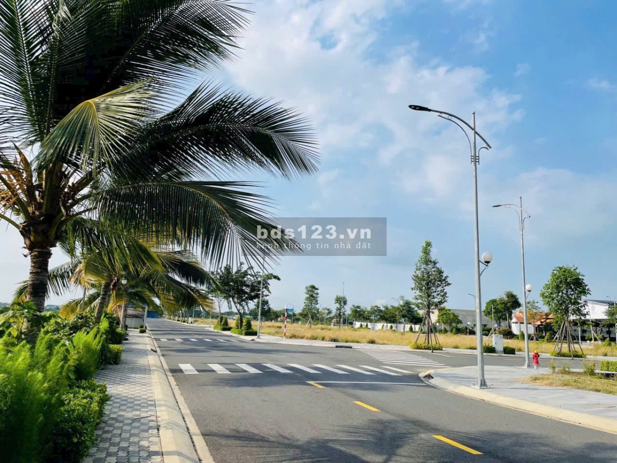 King Hill Residences, Bến Lức, Long An cạnh dự án Eco Retreat cho khách hàng đầu tư.