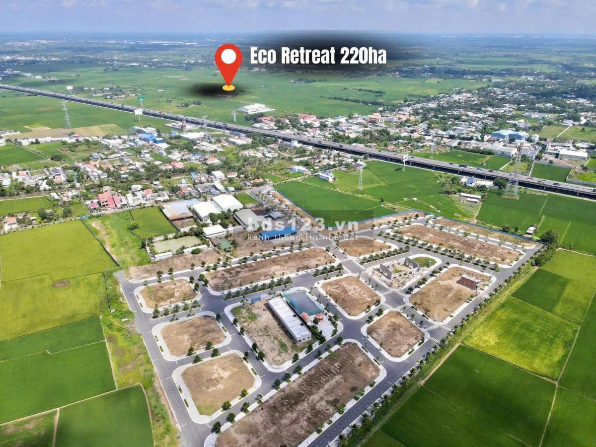 King Hill Residences, Bến Lức, Long An cạnh dự án Eco Retreat cho khách hàng đầu tư.