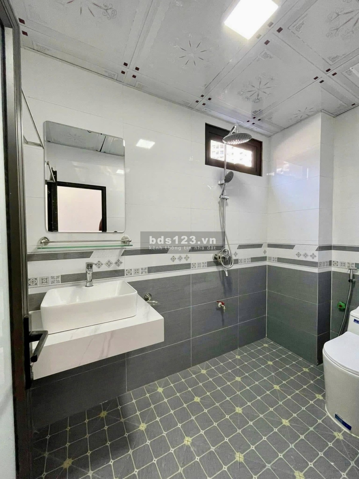 Bán nhà Ngô Quyền – Hà Đông, diện tích 30m² x 5 tầng, vào ở ngay. Giá 7.95 tỷ