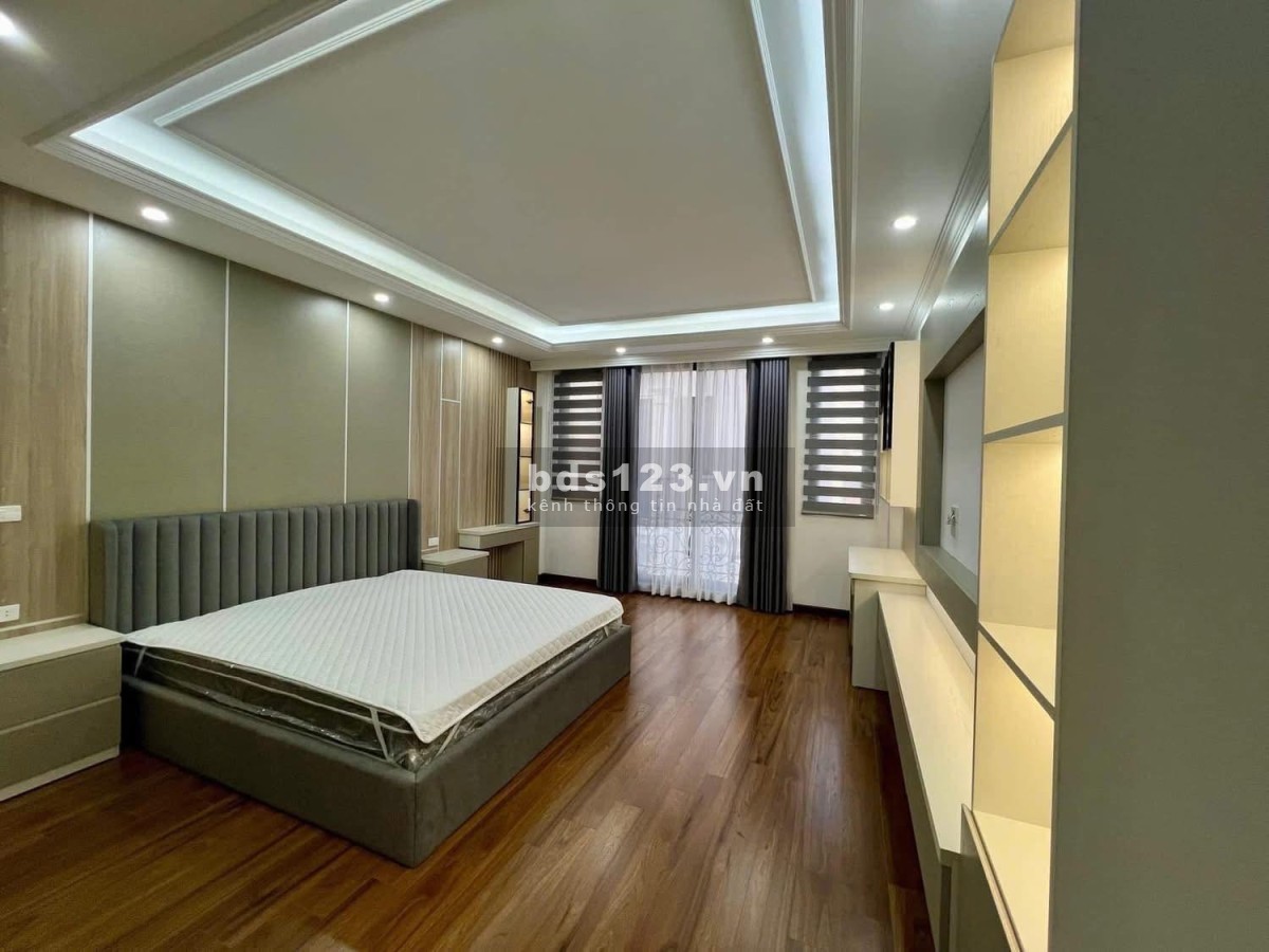 Bán nhà phố Thụy Khuê – Tây Hồ, 40m2 x 6T thang máy