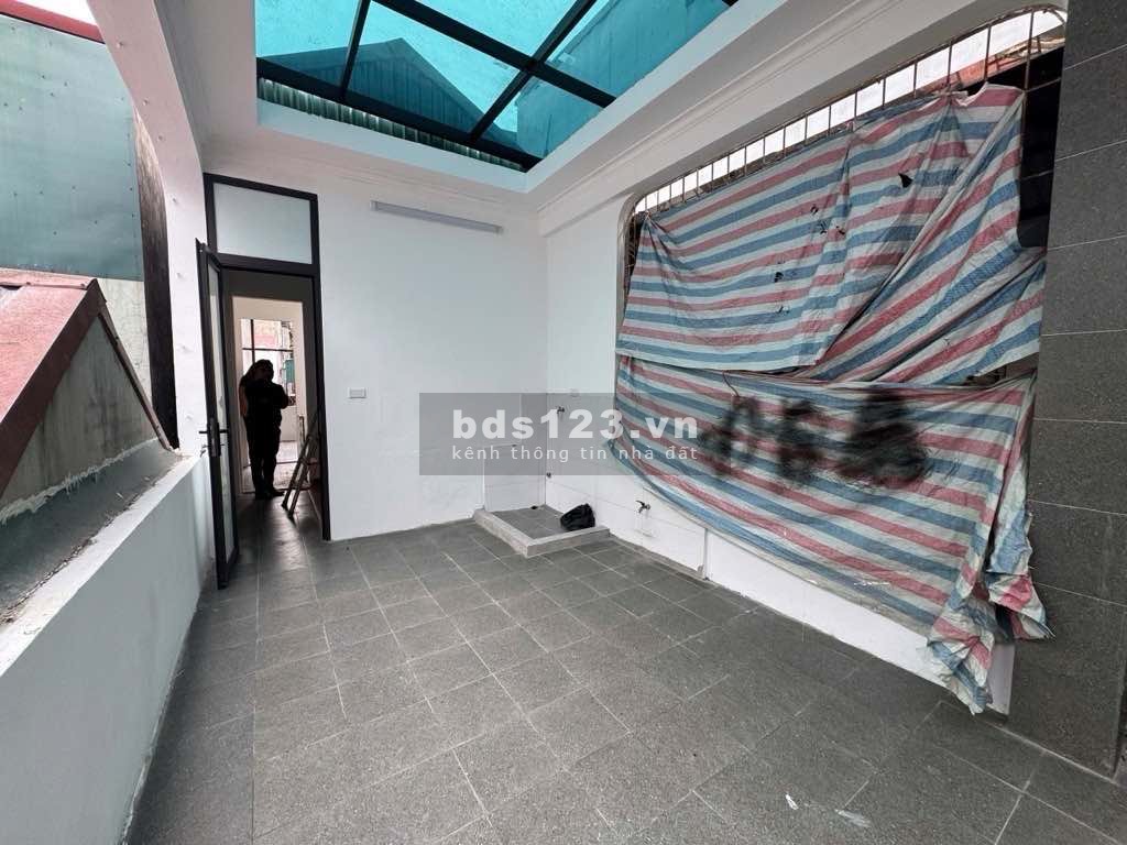 Bán nhà Láng Thượng Đống Đa 8,15 Tỷ cách oto 50m