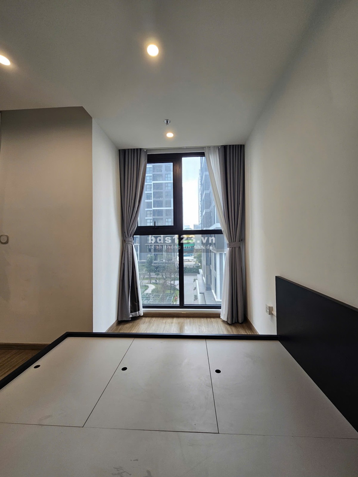 Chính chủ cần bán nhanh 1PN Pavilion Premium 35m2, nội thất cơ bản 2,2 tỷ net - Vinhomes Ocean Park