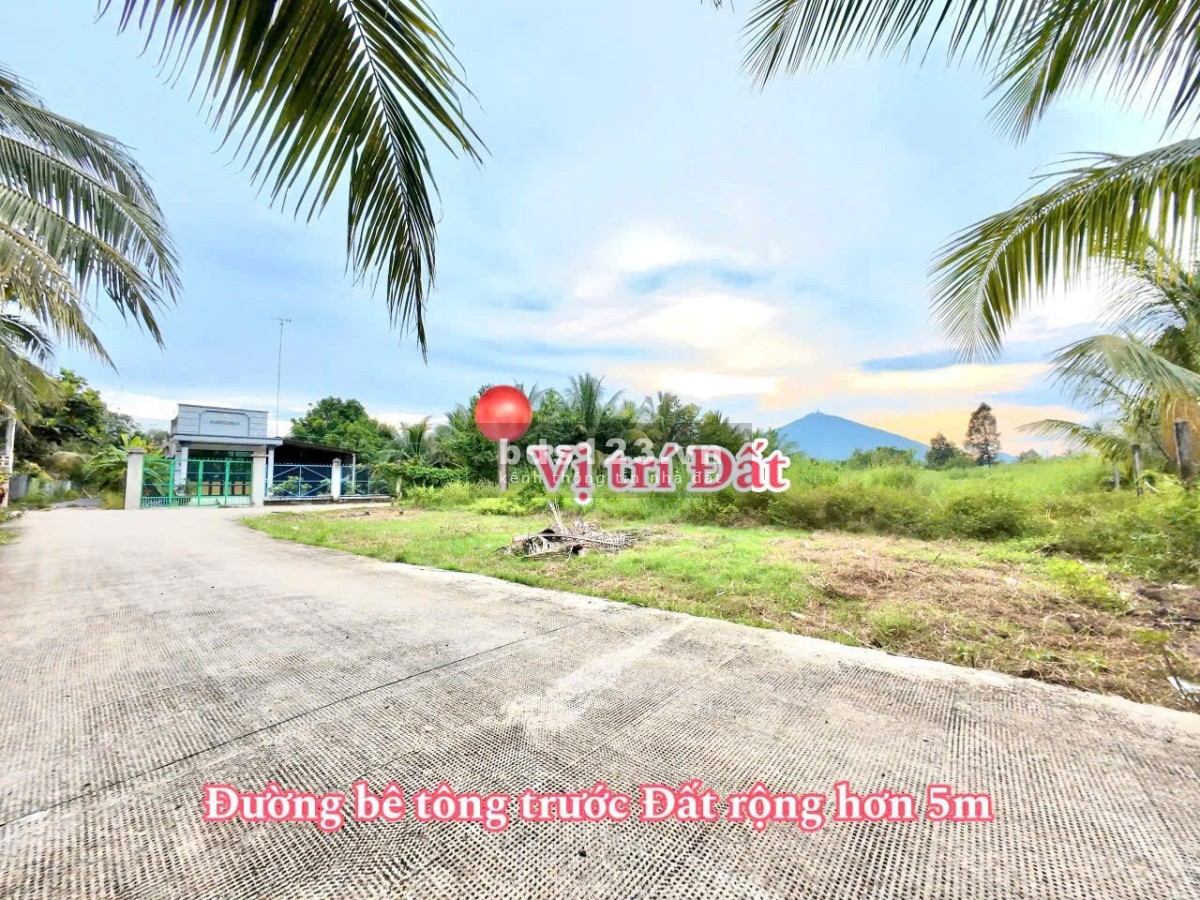 Mặt tiền Chu Văn An Thị Trấn DMC bán nhanh 125m2( 5x25) đường bê tông 6m cách Nguyễn CHí Thanh 500m