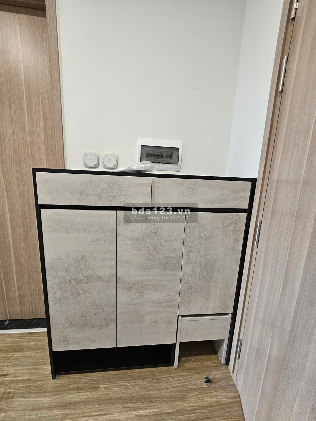 Chính chủ cần bán nhanh 1PN Pavilion Premium 35m2, nội thất cơ bản 2,2 tỷ net - Vinhomes Ocean Park