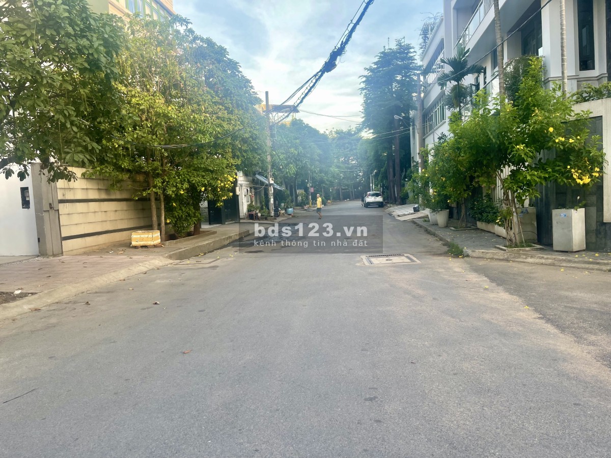 Bán nhanh 2 lô đất cập sát mặt tiền quốc lộ 505x20=100m2 giá 1tỷ050Liên hệ: 0367333721( E Trường)
