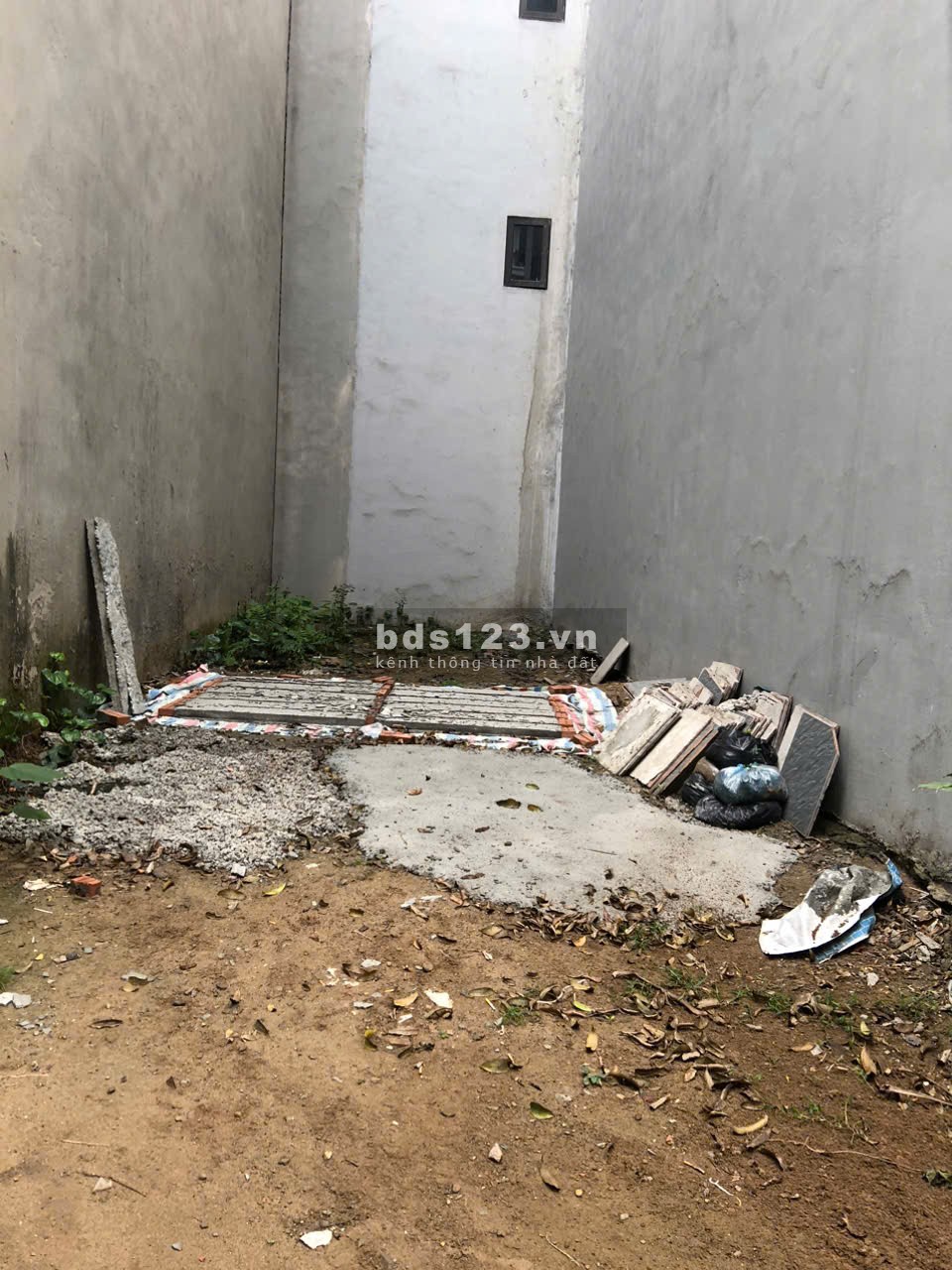 Chỉ 13,5 tỷ có 50m² đất – Phân lô, vỉa hè rộng, ô tô tránh – Gần công viên