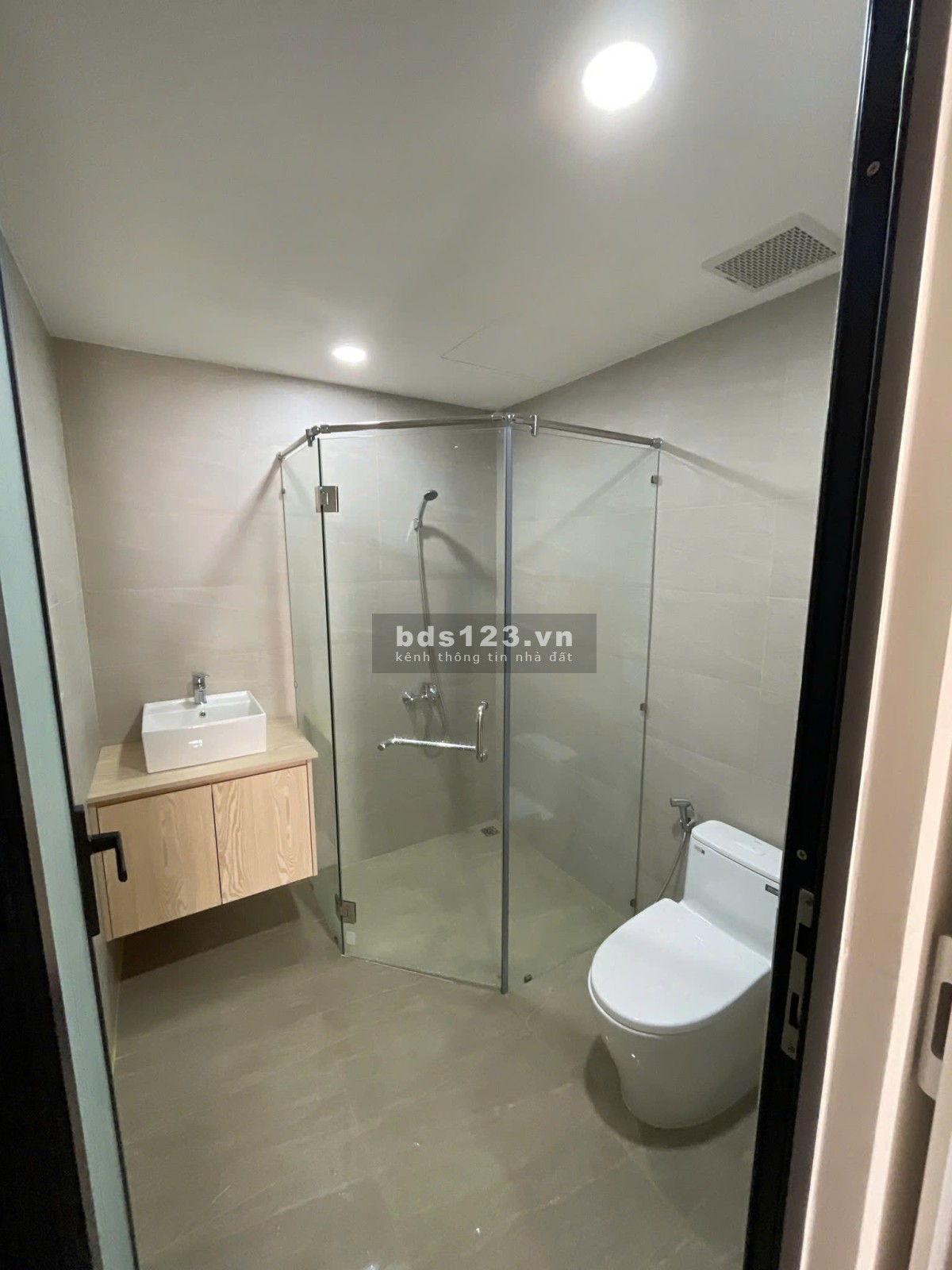 Chung cư Richstar, Tân Phú: 69m2, 2pn, 2wc NT cao cấp 13tr/th