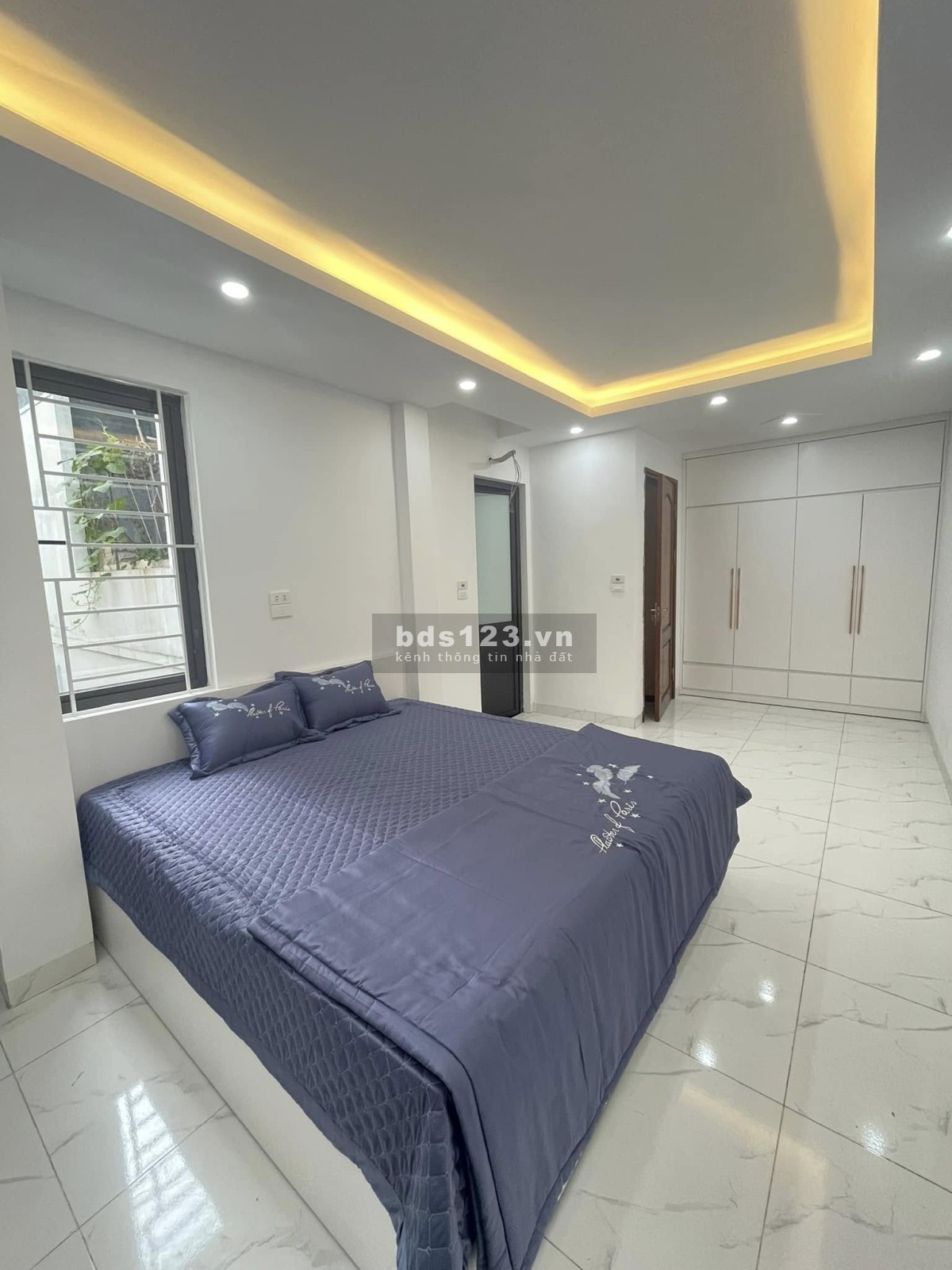 Bán nhà 5 tầng – Mới, lô góc trung tâm Văn Quán – Diện tích 30m² – Mặt tiền 3.5m