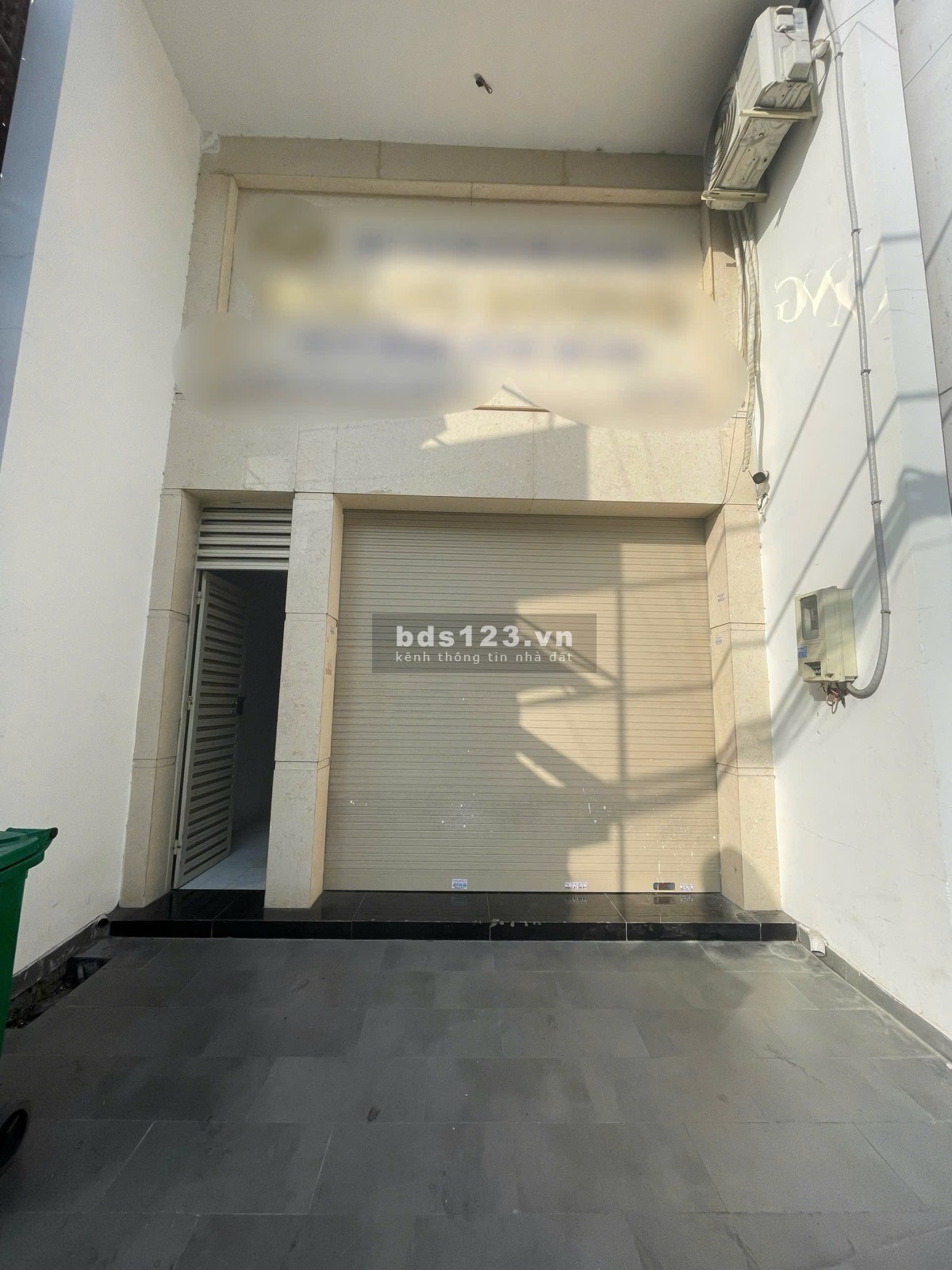 Chính chủ cho thuê mặt bằng mặt tiền Hồ Bá Kiện – Trung tâm quận 10Diện tích: 4m x 10m