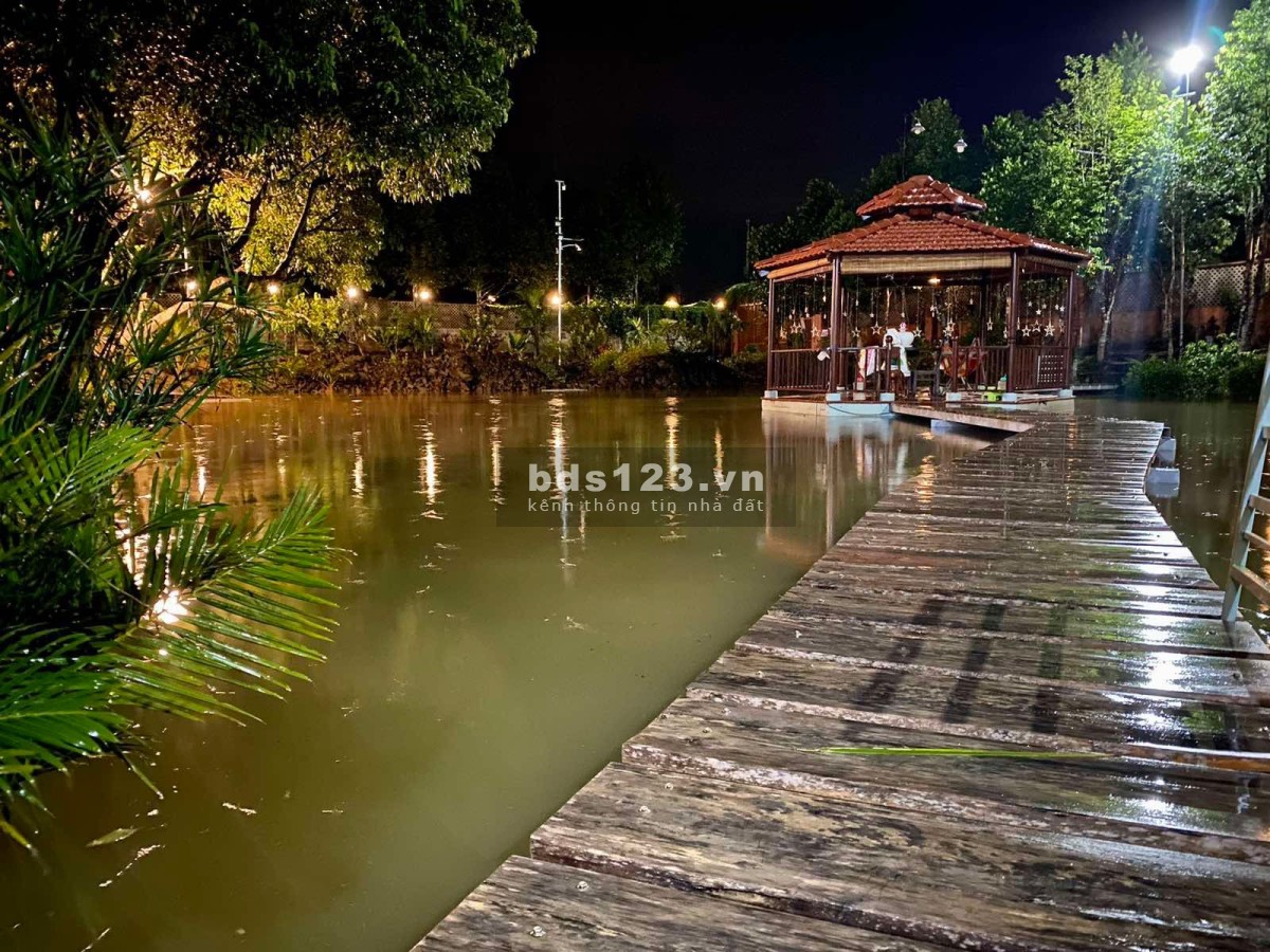 Bán đất có nhà vườn 2700m2 tại Phú Ngọc, Định Quán. Sổ hồng riêng,đường xe hơi, thổ cư. Chỉ 3.65 tỷ.