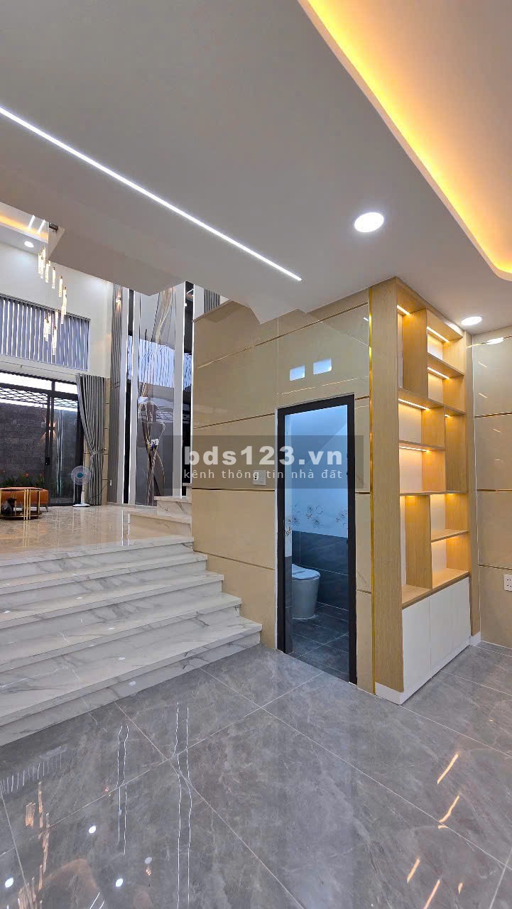 Siêu phẩm nhà mới – Thiết kế hiện đại, nội thất cao cấp
