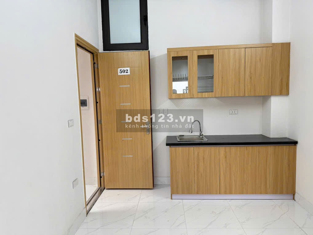 CCMN 10 phòng khép kín - Dòng tiền đỉnh - Ngõ rộng gần ô tô - Hai thoáng trước sau - Giá đầu tư