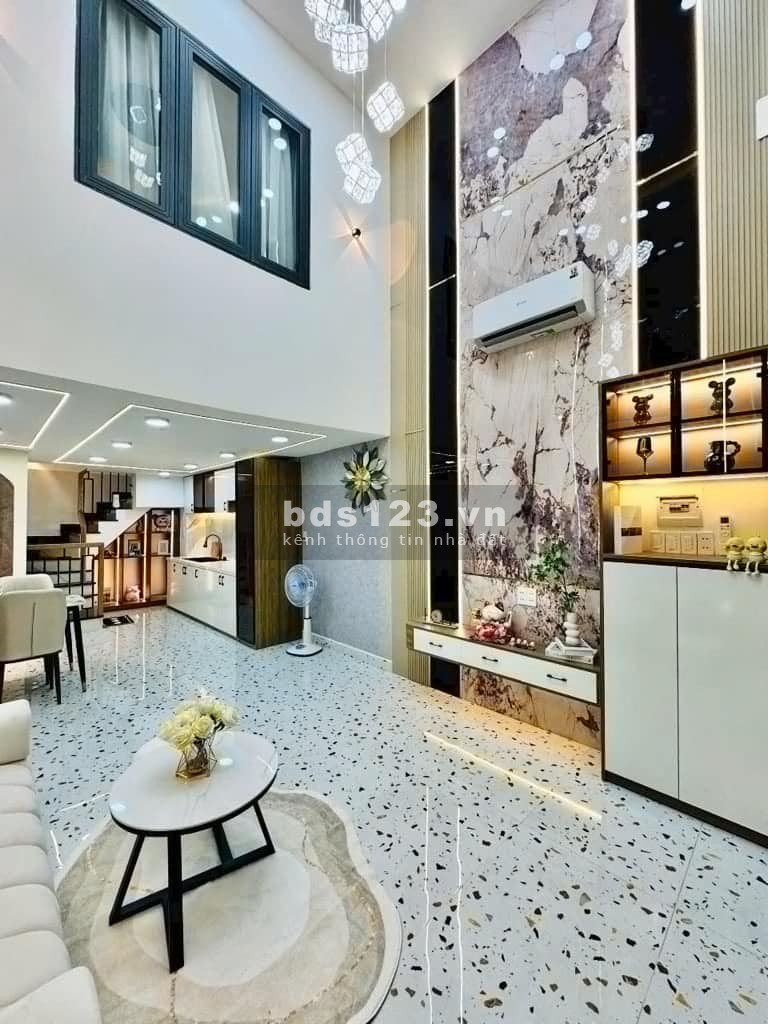 Siêu phẩm – Sát Quận 1 – Gần mặt tiền – 31m²