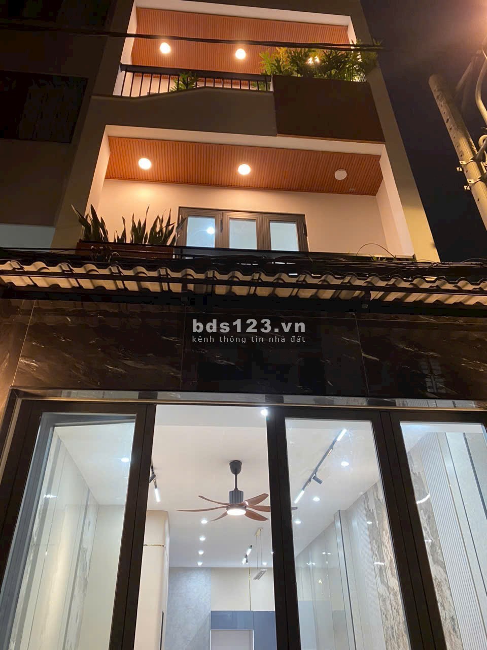 Gò Vấp – Bán nhà 4 tầng đường Phan Huy Ích – Full nội thất – Chỉ 5.1 tỷ