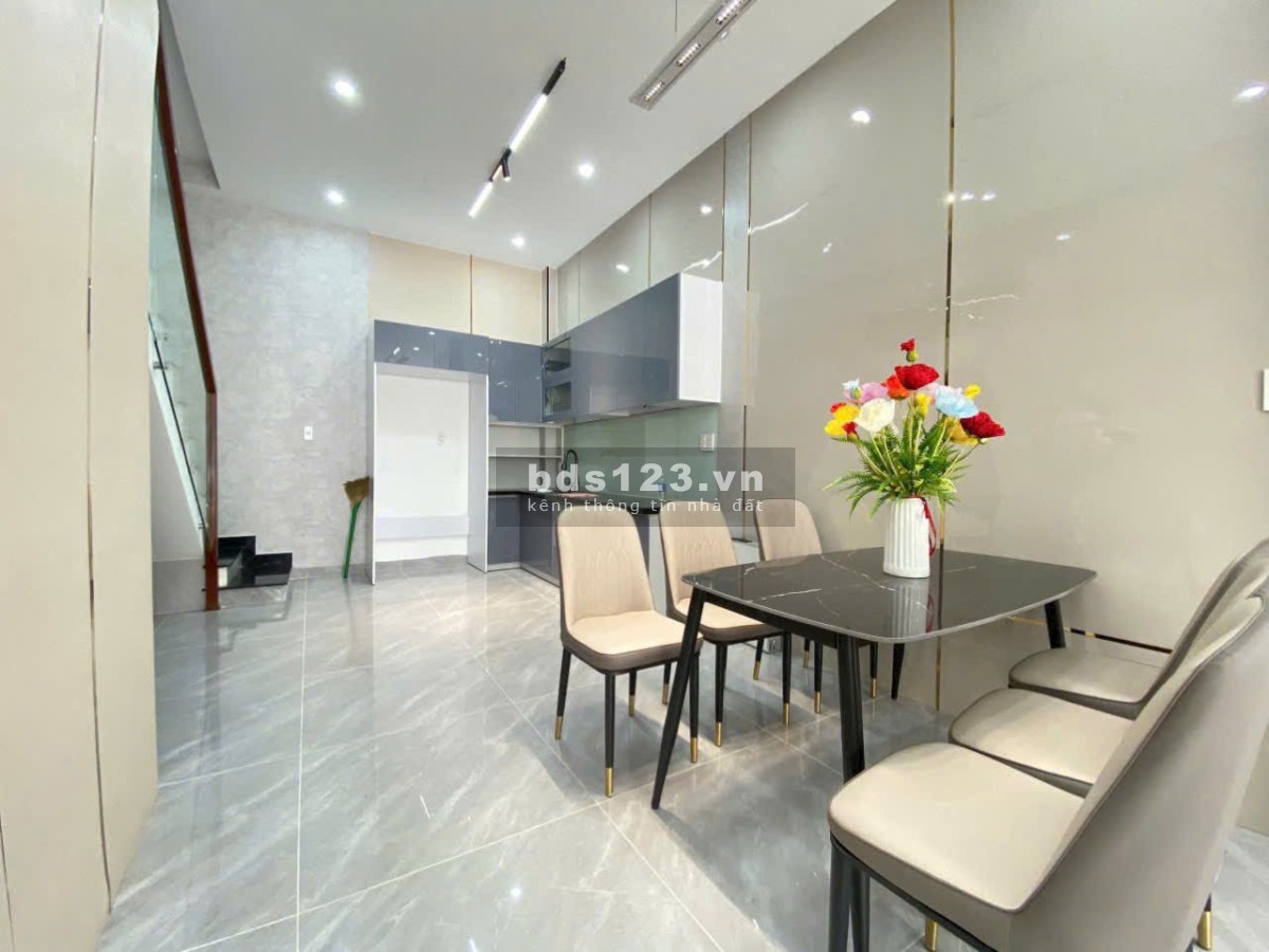 Gò Vấp – Bán nhà 4 tầng đường Phan Huy Ích – Full nội thất – Chỉ 5.1 tỷ