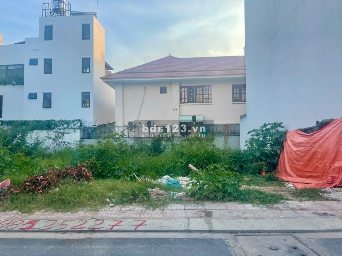 Tôi cần bán lô đất trong KDC gần Ngã Tư Tạ Quang Bửu - Bến Xe Quận 8 Sổ Hồng Riêng