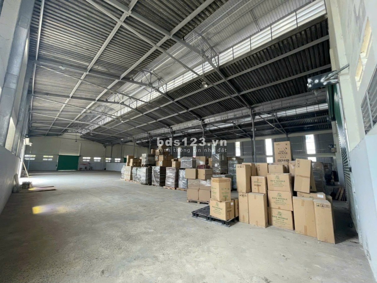 Hóc Môn, bán nhà xưởng chuẩn PCCC Dương Công Khi, DT 8.131m²
