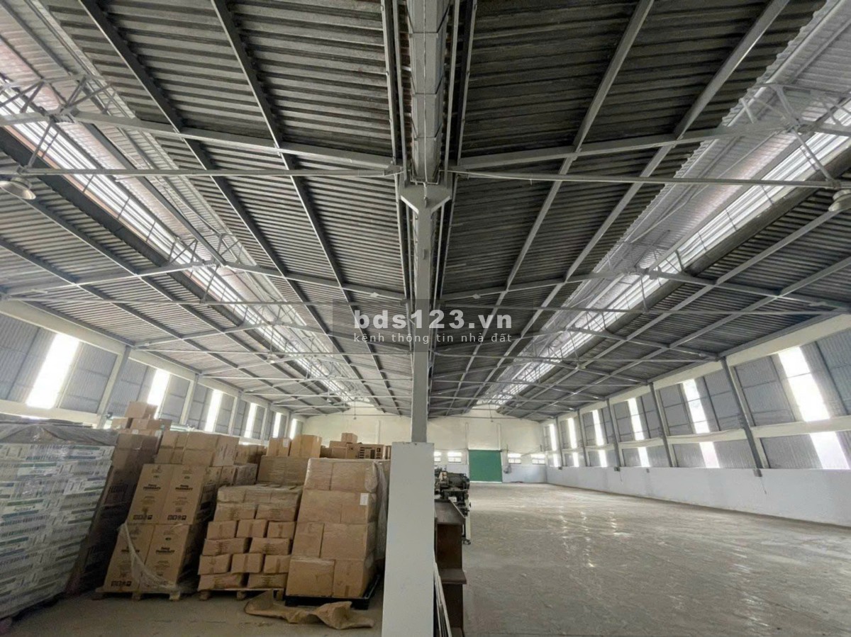 Hóc Môn, bán nhà xưởng chuẩn PCCC Dương Công Khi, DT 8.131m²