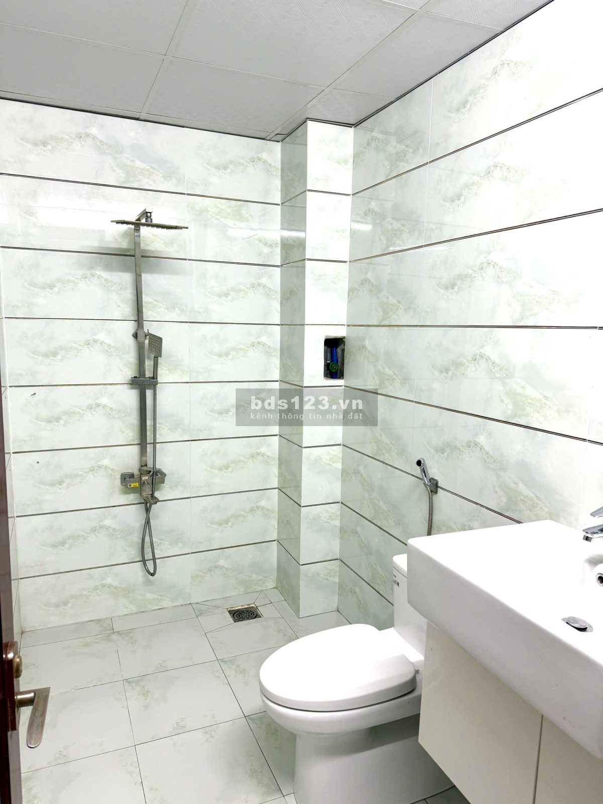 Bán nhà Quận 8 (HXH 8m đường Phú Định); 4x11m; 1 lầu; 2PN; không ngập nước; sổ hồng; 4,94 tỷ
