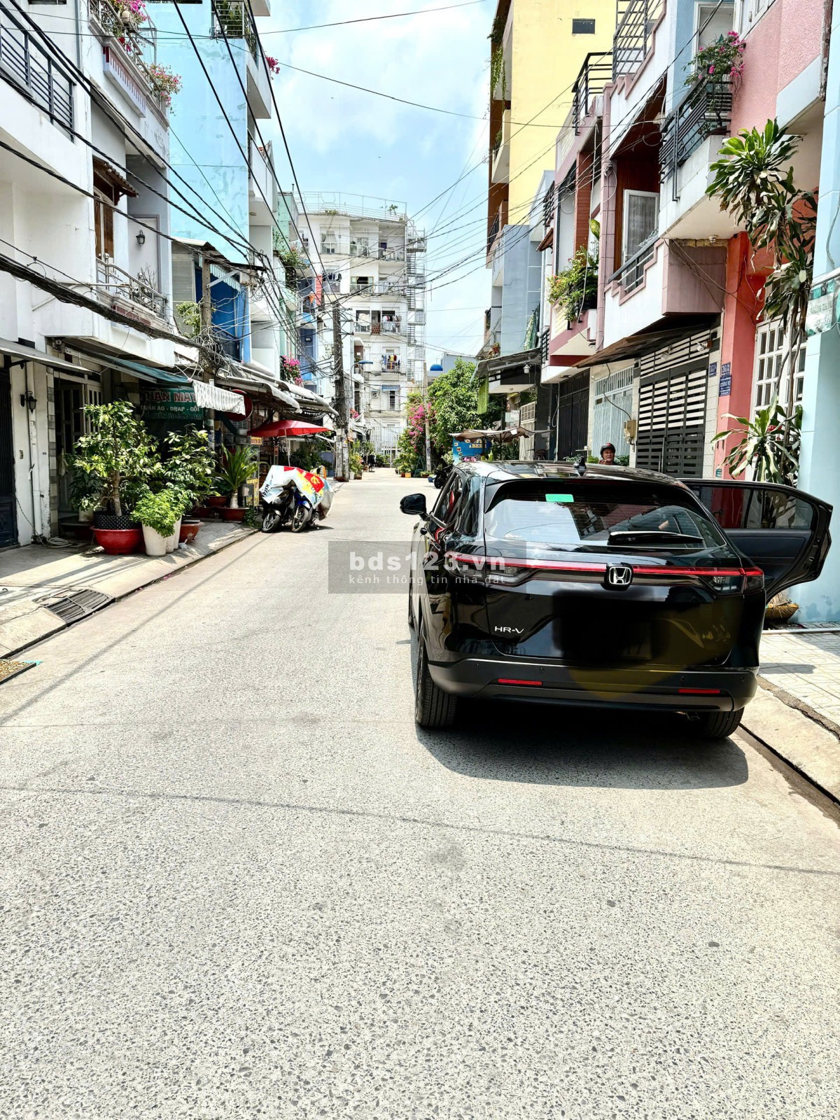 Bán nhà Quận 8 (HXH 8m đường Phú Định); 4x11m; 1 lầu; 2PN; không ngập nước; sổ hồng; 4,94 tỷ