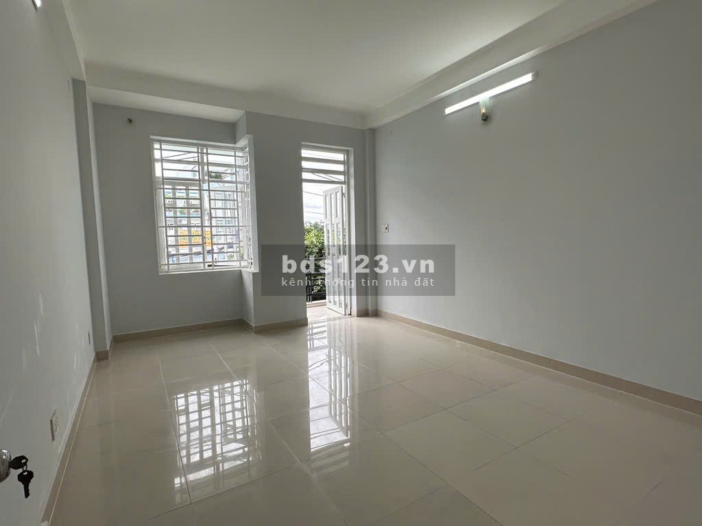 Mặt tiền kinh doanh 85m2 Phạm Hữu Lầu, Ngang 4.1, 3 tầng, 14,8 tỷ