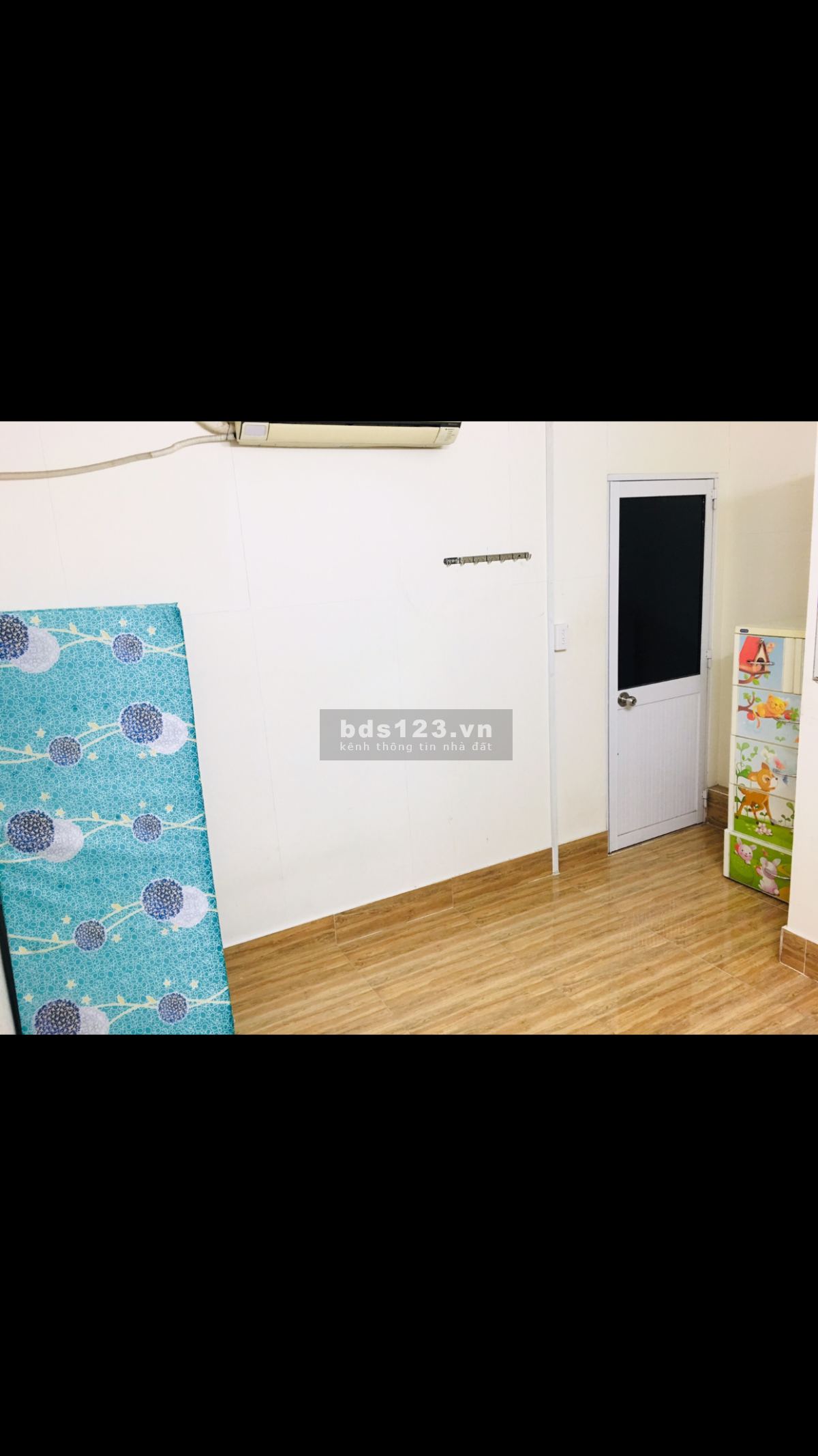 Cho Thuê Phòng Quận 1 Giá Rẻ, Có 2 Cửa Sổ Lớn, Thoáng Mát gần chợ Tân Định