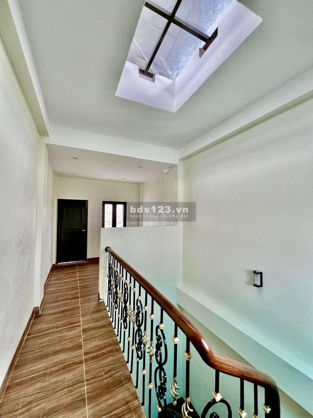 Bán gấp nhà Yên Duyên Hoàng Mai | Nhà mới đẹp, ô tô đỗ cửa, kinh doanh tốt, gần Gamuda Garden
