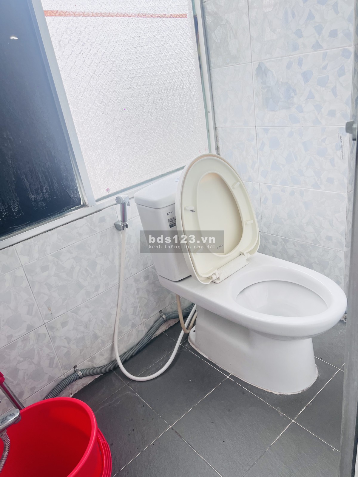 Cho Thuê Phòng Quận 1 Giá Rẻ, Có 2 Cửa Sổ Lớn, Thoáng Mát gần chợ Tân Định