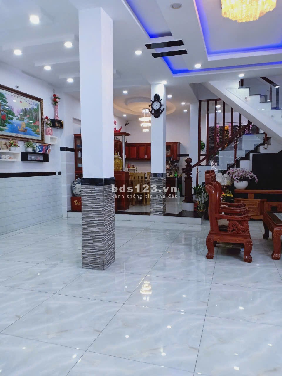 Tân Bình, bán nhà trục hẻm 118 Phan Huy Ích, 4 tầng + sân thượng, diện tích 7x15m