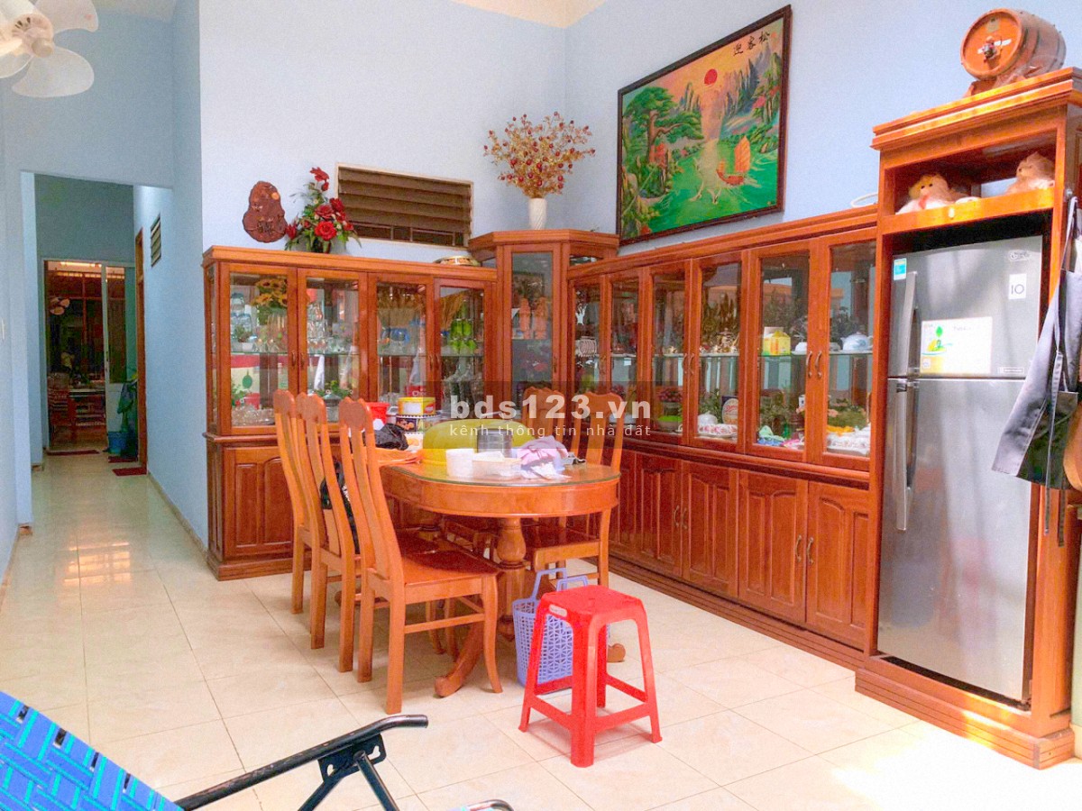 Bán nhà mặt phố tại Đường Phan Chu Trinh, Quyết Thắng, KonTum, 5.4 tỷ, 133m2