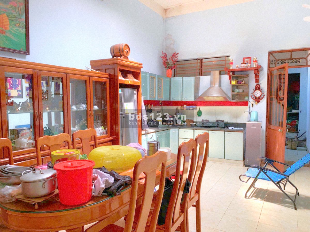 Bán nhà mặt phố tại Đường Phan Chu Trinh, Quyết Thắng, KonTum, 5.4 tỷ, 133m2