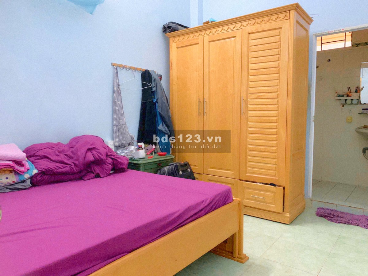 Bán nhà mặt phố tại Đường Phan Chu Trinh, Quyết Thắng, KonTum, 5.4 tỷ, 133m2