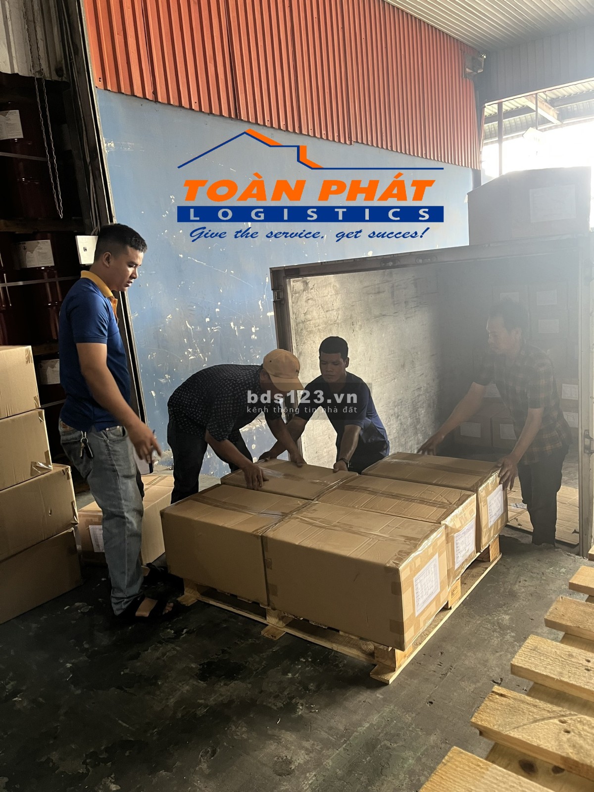 Cần kho hàng? Toàn Phát luôn sẵn sàng!