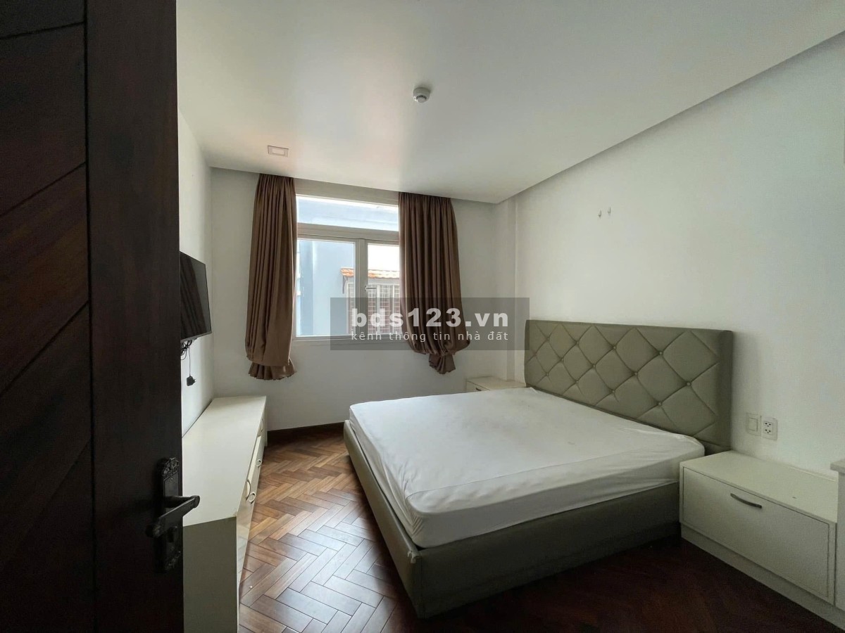 Chung cư Ruby Garden, P15, Tân Bình : 91m2, 2p ngủ, có NT, 11tr/th
