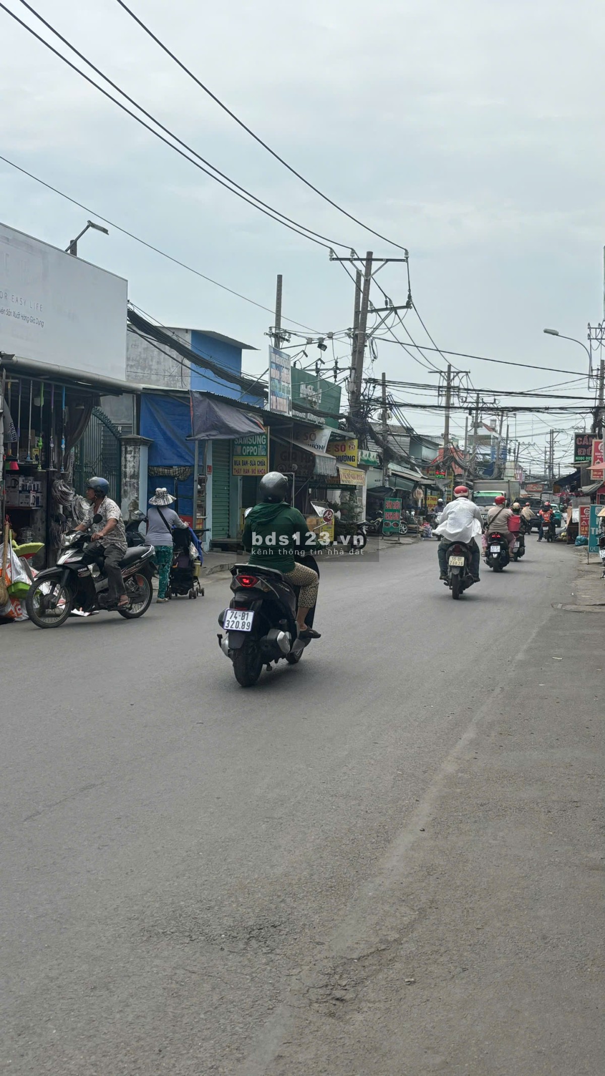 Bán gấp đất xây kho, xưởng ngay đường 1A đã làm móng kiên…