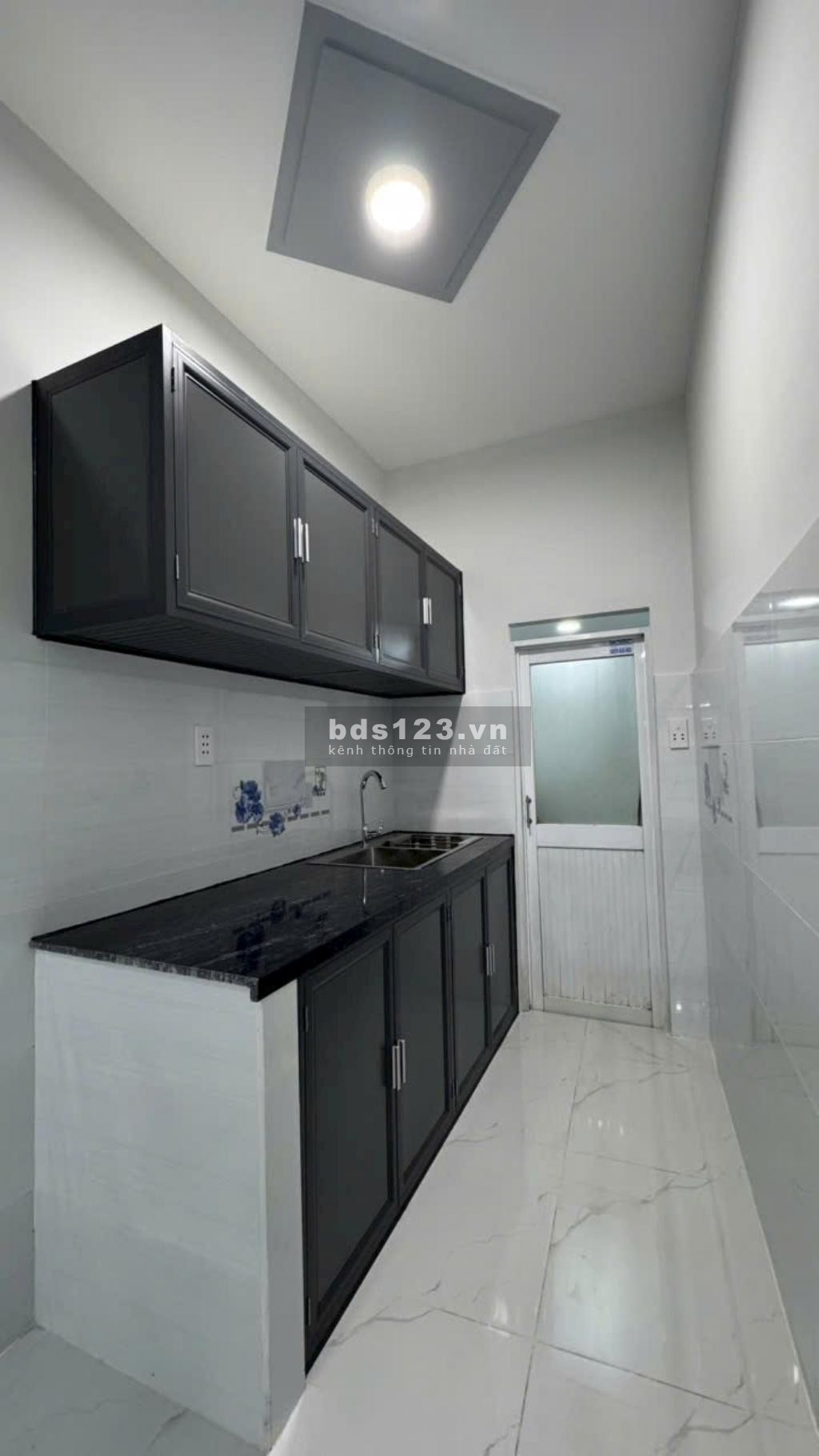Nhà cực hiếm Khuông Việt, 2 Tầng, 20m2, chỉ hơn 2 tỷ