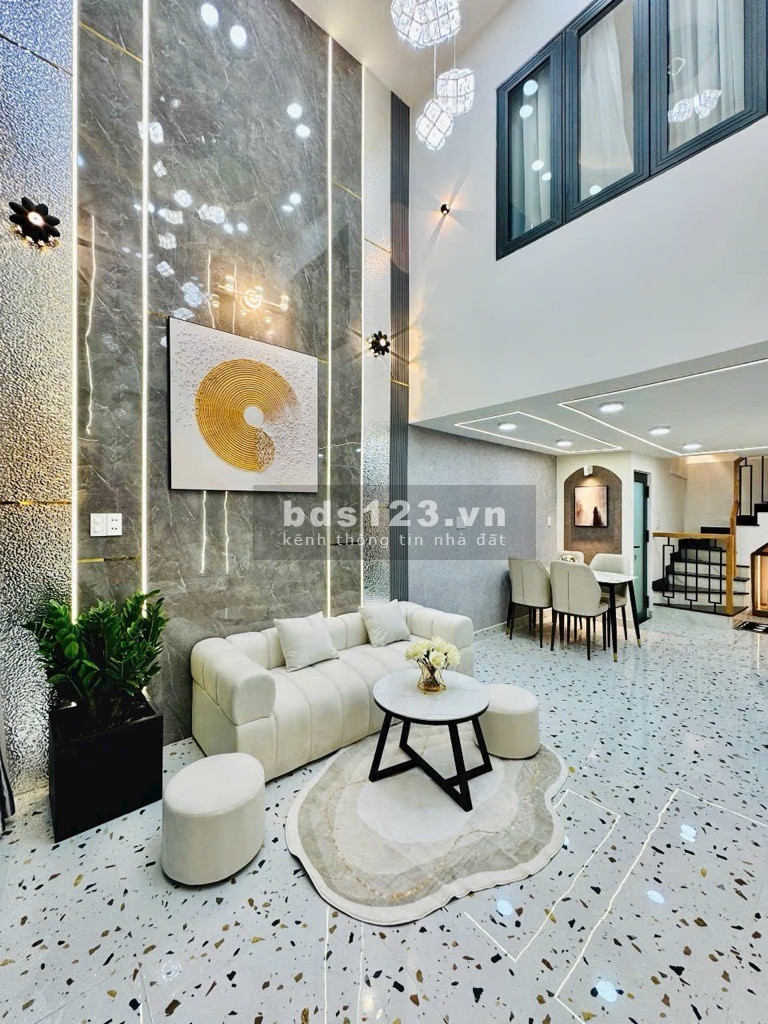 Siêu phẩm – Sát Quận 1 – Gần mặt tiền – 31m²