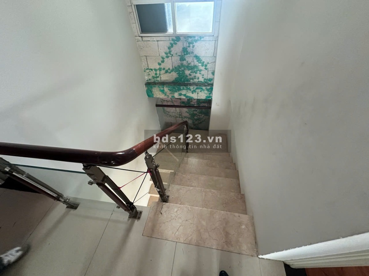 Bán căn hộ Penthouse Cộng Hòa Plaza, 4Pn3Wc 150m2 Nội Thất Y Hình 7.9 Tỷ Sổ Hồng Tel 0942811343