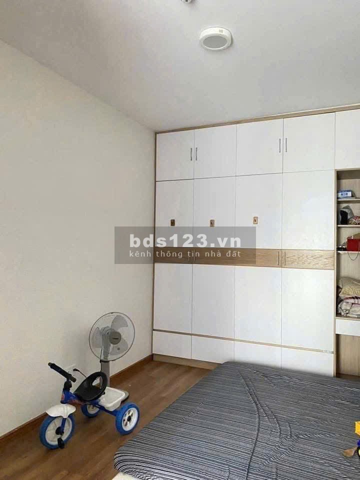 Chung cư Resgreen Tower, Tân Phú, 68m2, 2PN+ 2WC 13tr/tháng
