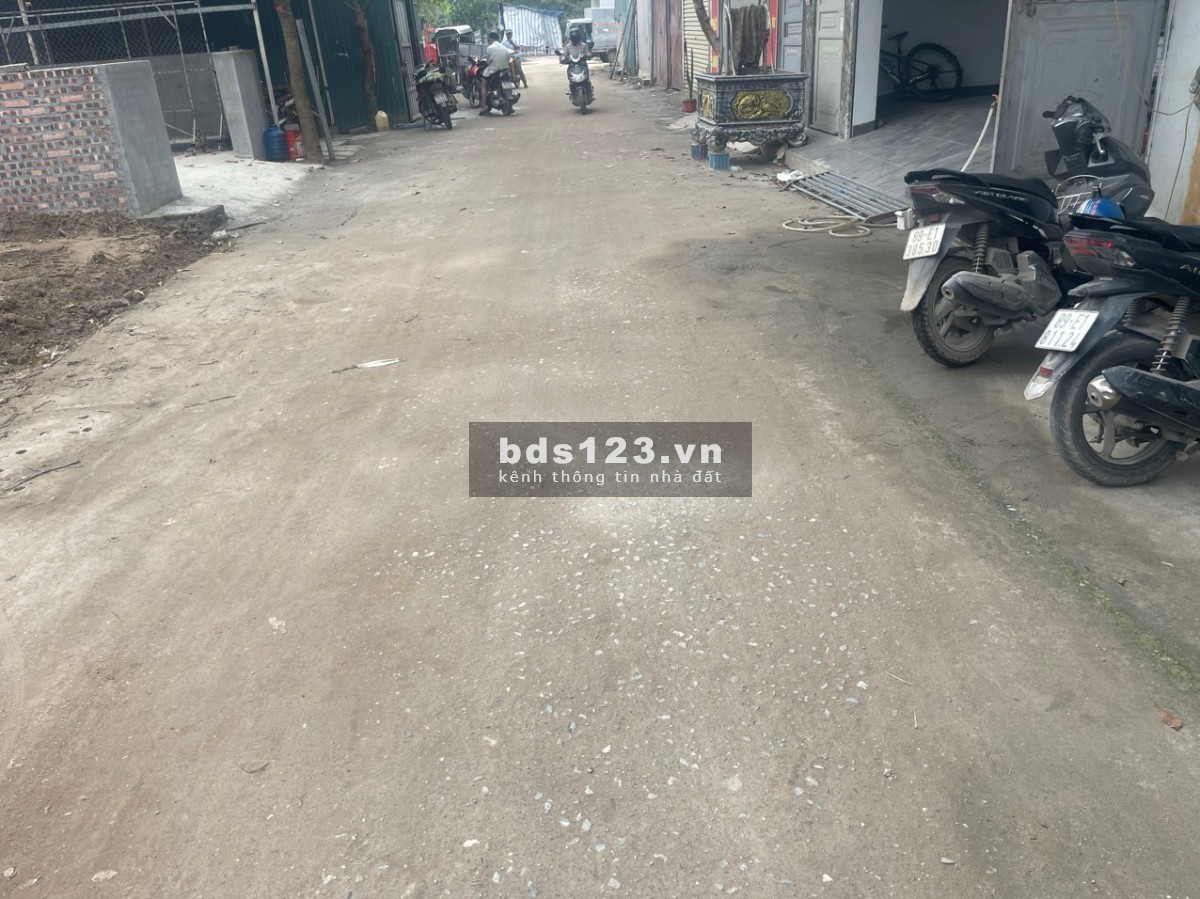 Bán Lô Đất 2 Mặt Ngõ Chợ TT - Văn Giang Hưng Yên