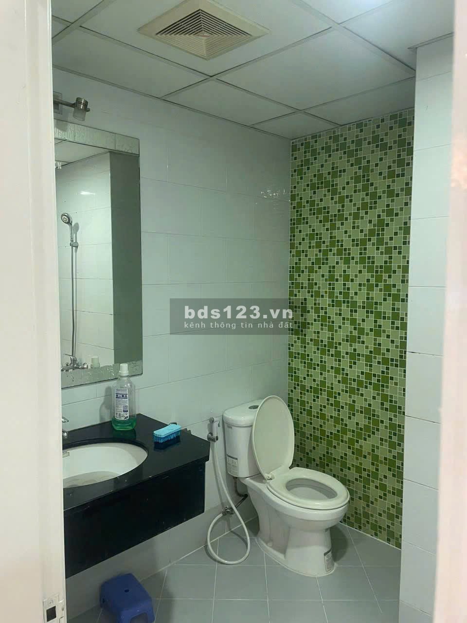 Chung cư Ruby Garden, P15, Tân Bình : 84m2, 2p ngủ, có NTCB, 10tr/th