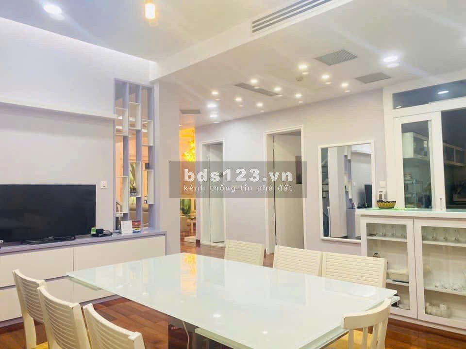 Bán biệt thự Bán đảo Linh Đàm 250m, 4 tầng + hầm, MT 13m, ô tô, KD, giá 70 tỷ. LH: 0866429734