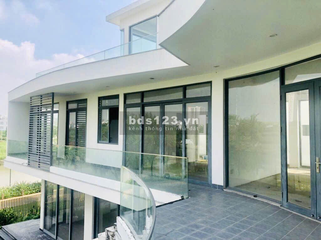 Chính chủ định cư cần bán Biệt thự sân vườn cao cấp mặt tiền sông – Phú Hữu, Quận 9 – 78 tỷ