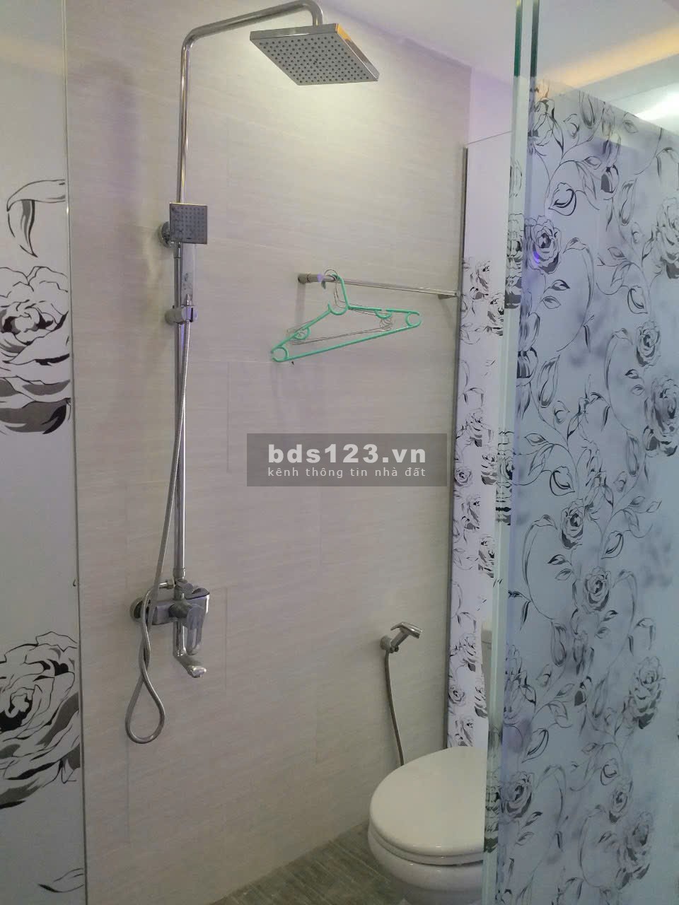 Bán nhà Bình Tân (HXH 6m đường Lê Văn Quới); 4x10.5m; 2 lầu; Sổ hồng hoàn công; 5.5 tỷ