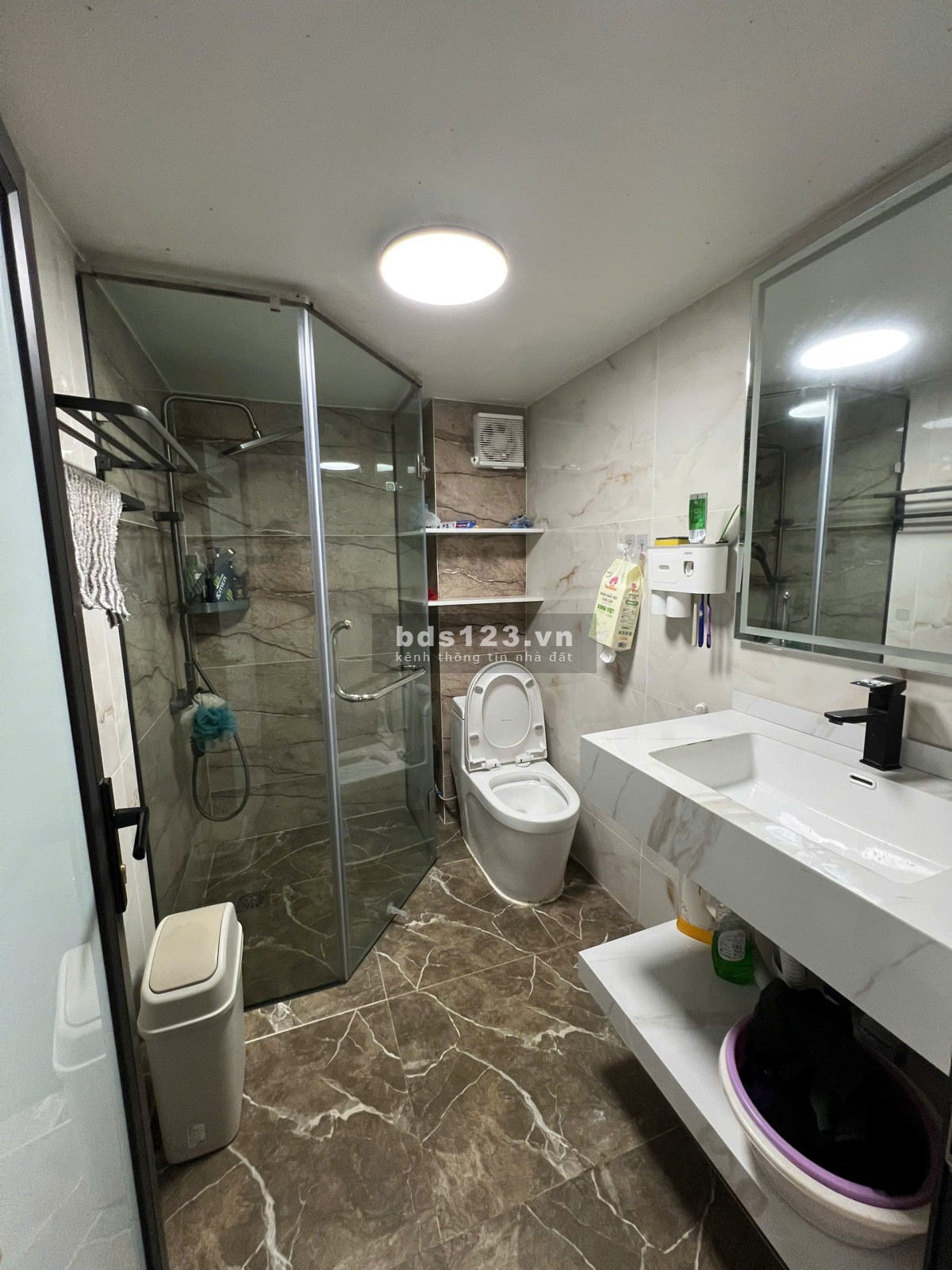 Bán nhà mặt phố Nguyễn Tư Giản - 70m² x 5 tầng + tum - Nhà đẹp, full nội thất - Sổ đỏ chính chủ