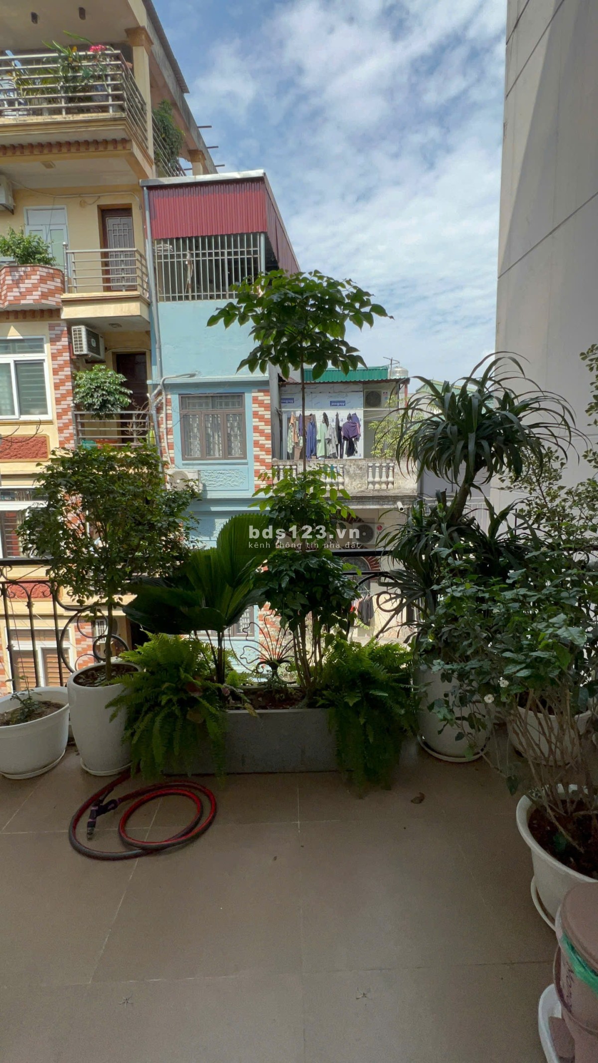 Bán nhà mặt phố Nguyễn Tư Giản - 70m² x 5 tầng + tum - Nhà đẹp, full nội thất - Sổ đỏ chính chủ