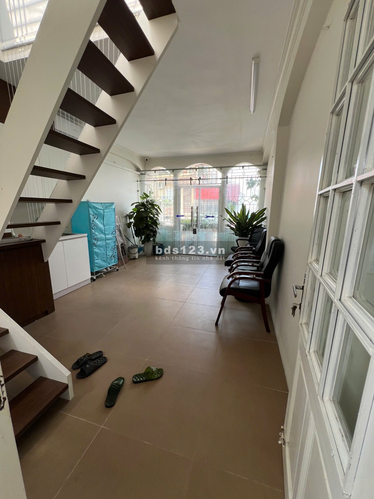 Bán nhà mặt phố Nguyễn Tư Giản - 70m² x 5 tầng + tum - Nhà đẹp, full nội thất - Sổ đỏ chính chủ